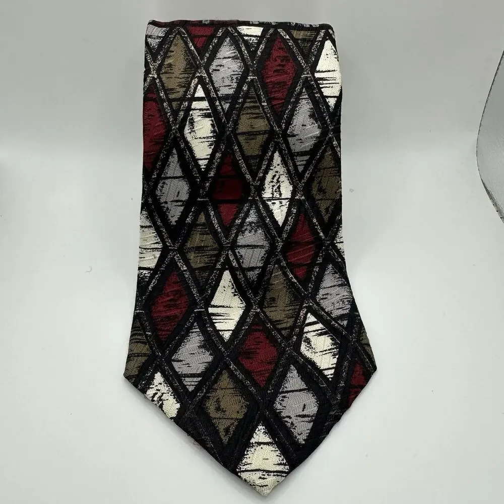 Bachrach‎ Tie Made In Italy 100% Silk Geometric Diamond Red Gray Black